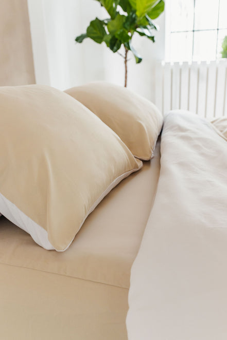 Néarr dekbedovertrek beige wit